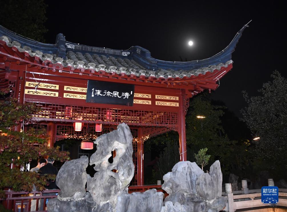 噢门银河国际